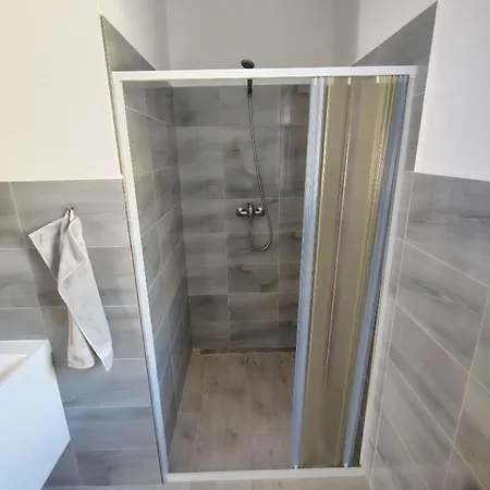 - Predmesti Apartment
