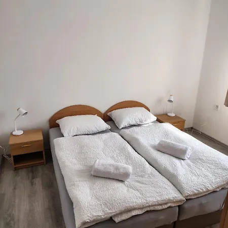 Apartment - Predmesti *